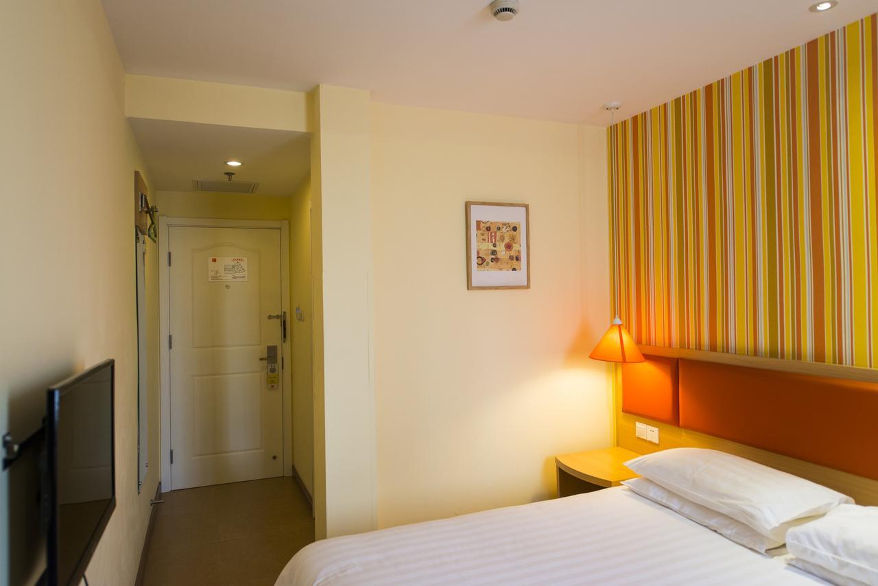 Home Inn Shanghai Hongqiao Terminal Jinshajiang Road Changfeng Exteriör bild